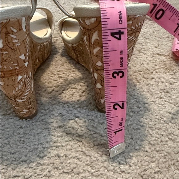 Jessica Simpson Beige Women's Sandals - Picture 11 of 11